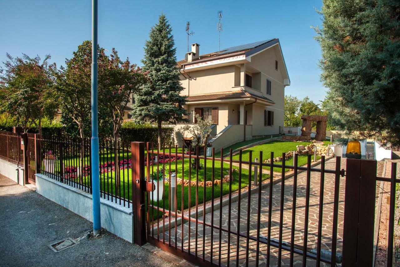 B&B Villa Aurora Brugherio Luaran gambar